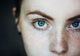 Pare de necrezut, dar e înfiorător ce ți se poate întâmpla dacă privești 10 minute în ochi pe cineva