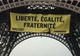 ALEGERI FRANȚA. Mesajul anti-Le Pen apărut pe Turnul Eiffel înaintea scrutinului de duminică