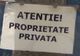 Halucinant! Locatarii din 3 blocuri nu mai pot ieşi din case fără să încalce o proprietate privată