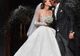 Cum arată cea mai GREA rochie de mireasă din lume - e SPECTACULOASĂ, dar cântăreşte 46 de kg
