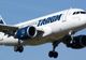 Tarom majorează salariile a jumătate dintre salariați, deși zboară de 10 ani în pierdere