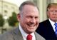 Miza uriașă a scrutinului din Alabama. De ce susține Trump un om acuzat de molestare sexuală