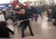Scene de groază pe aeroport: zeci de oameni s-au bătut (VIDEO) 