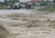 Inundaţii devastatoare în ţară: localități sub ape, zeci de oameni evacuați, drumuri blocate