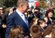 Iohannis, apostrofat de 20 de copii care l-au rugat să facă o fotografie cu ei