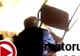 VIDEO Elev lovit cu scaunul în cap de profesor