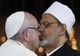 Fotografia care va schimba lumea! Papa Francisc și sărutul dat imamului 