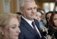 Dragnea reia presiunile la adresa lui Dăncilă: ”Va sta cu guvernul șchiop până va dori Iohannis”
