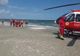 Momente dramatice pe litoral, la Mamaia. Un elicopter SMURD a aterizat pe plajă
