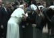 VIDEO Reacţia Papei Francisc, după ce o călugăriţă i-a cerut să o pupe