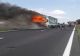 VIDEO/ TIR în flăcări pe DN22C, trafic blocat