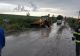 VIDEO Potop în Vaslui, pompierii chemați să deblocheze drumul pentru o ambulanță