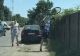 VIDEO Un șofer nervos s-a repezit la un biciclist cu ranga și i-a aruncat bicicleta