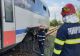 FOTO-VIDEO Un tren a luat foc într-o gară din județul Olt! 40 de călători au fost evacuați