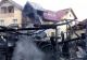 VIDEO Incendiu devastator la Câmpulung Muscel, 2 case și 3 mașini făcute scrum