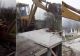 Cavou dărâmat cu excavatorul de preot, în strigătele disperate ale proprietarei