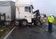 VIDEO - Accident grav, în jud. Brăila. Impact violent între 3 mașini, între care un autobuz: doi morți, doi răniți - Traficul este oprit