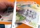 Lovitură pentru bugetarii României. Ce salarii ar putea fi tăiate