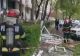 VIDEO Explozie PUTERNICĂ urmată de un incendiu, într-un bloc din Galați! Proprietarul, transportat la spital cu arsuri 