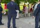 FOTO Picnic în cimitir, întrerupt de jandarmi cu amenzi