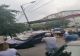 VIDEO | Mașină înghițită de asfalt, în Craiova