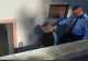 Polițist arestat după ce a băgat un bărbat în comă - l-a bătut și a fugit de la locul faptei