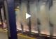 VIDEO – Imagini dramatice de la metrou – O bicicletă aruncată pe șine a fost spulberată – Risc de incendiu, explozie, scântei