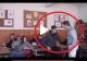 VIDEO – Imagini dintr-o școală din România – Ce-i face elevul unui profesor – Cadrul didactic acceptă și chiar se distrează