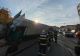 FOTO Un camion scăpat de sub control pe o stradă din municipiul Cluj a rupt o țeavă de gaze