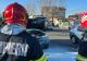 VIDEO | Panică pe șosea: Mașină cuprinsă de flăcări în Tulcea. Pompierii au intervenit rapid 