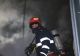 Incendiu violent într-un bloc din Caraș-Severin. 5 victime, locatari evacuați
