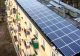 Un bloc cu sute de panouri solare își produce propria energie. Locatarii nu mai plătesc căldură și curent - FOTO&VIDEO