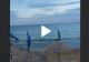 VIDEO – Ce a putut să găsească un turist la Eforie Sud, pe acoperișul unei umbrele de pe plajă