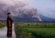 Alertă maximă în Indonezia. Cel mai temut vulcan erupe din nou. În urmă cu un an a provocat o catastrofă
