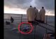 "A căzut popa, bă! Mamma mia!" Momentul în care un preot a plonjat în mare când a vrut să arunce crucea, de Bobotează - VIDEO
