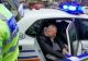 Un vitezoman a fugit de polițiști și a lovit 7 mașini: O femeie a ajuns la spital - Bărbatul era drogat și fără permis
