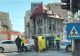 Taxi răsturnat pe linia de tramvai, în centrul Capitalei - clientul a fost rănit