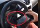 VIDEO – Ce a găsit mecanicul în volanul unui taximetrist – S-a apucat să-i repare mașina și a făcut descoperirea revoltătoare