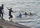 O femeie a vrut să se sinucidă în Lacul Morii, în Sâmbăta Mare. Cine a salvat-o în ultima clipă