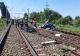 Familia spulberată de tren în Bacău | La volan se afla mama, însărcinată în 4 luni, care abia luase permisul