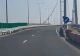 Asfaltul de pe podul de la Brăila se scufundă. Reprezentanții CNAIR susțin că au apărut tasări în zona rampei