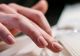 Cum să scapi de unghiile îngălbenite. Trucuri naturale, la îndemâna oricui