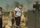 Scandal cu Poliția, în cimitir. Un bărbat a fost reținut pentru profanare de morminte