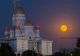 Catedrala Națională și Superluna: Imagini rare surprinse de unul dintre cei mai buni fotografi români - GALERIE