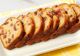 Chec cu fructe uscate și nuci. Un desert delicios, cu textură bogată