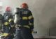 Incendiu puternic într-o casă din centrul Capitalei. Două familii cu tot cu copii s-au salvat sărind pe geam