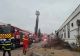 Incendiu de proporții la o fabrică de mobilă din Iași. 50 de metri din acoperișul halei s-au făcut scrum VIDEO