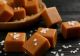 Cum se prepară cornulețele cu caramel sărat și alune, un deliciu pe care îl vei adora