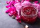 Dulceața de trandafiri, o delicatesă parfumată a verii. Când culegi trandafirii și ce petale alegi 