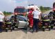 Accident grav în județul Suceava. Trei persoane au fost rănite după ce mașina în care se aflau a intrat cu toată viteza într-un stâlp 